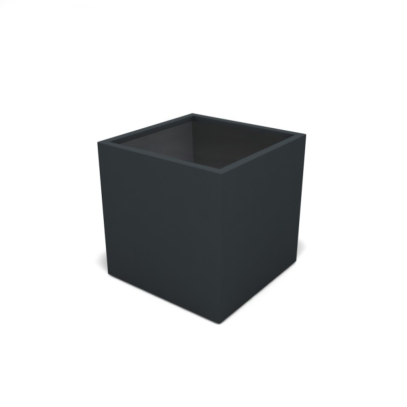 EOS Square Planter for Landscapers and Communities EOS Square Planter for Landscapers and Communities