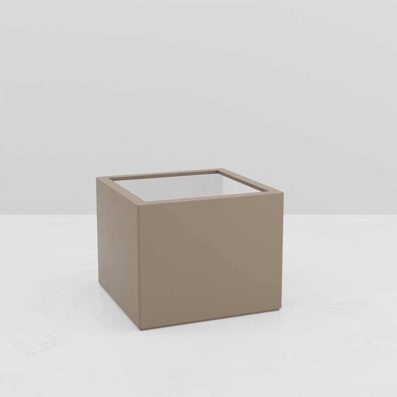 EOS Square Planter for Landscapers and Communities EOS Square Planter for Landscapers and Communities