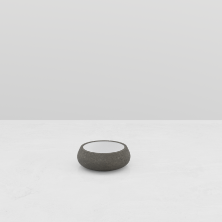 ERIS SPHERICAL PLANTER